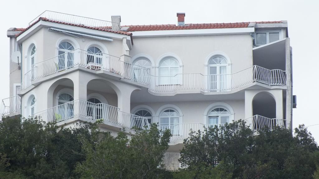 Die Appartements Glavas,Eckwohnunge Fuer 2 Personen Novi Vinodolski Exterior foto
