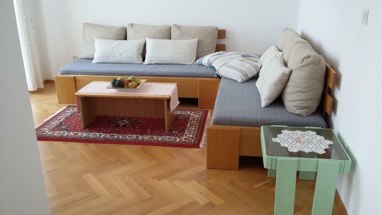 Die Appartements Glavas,Eckwohnunge Fuer 2 Personen Novi Vinodolski Exterior foto